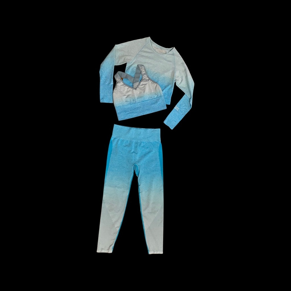 Blue Ombré Victoria’s Secret activewear set 🏋️